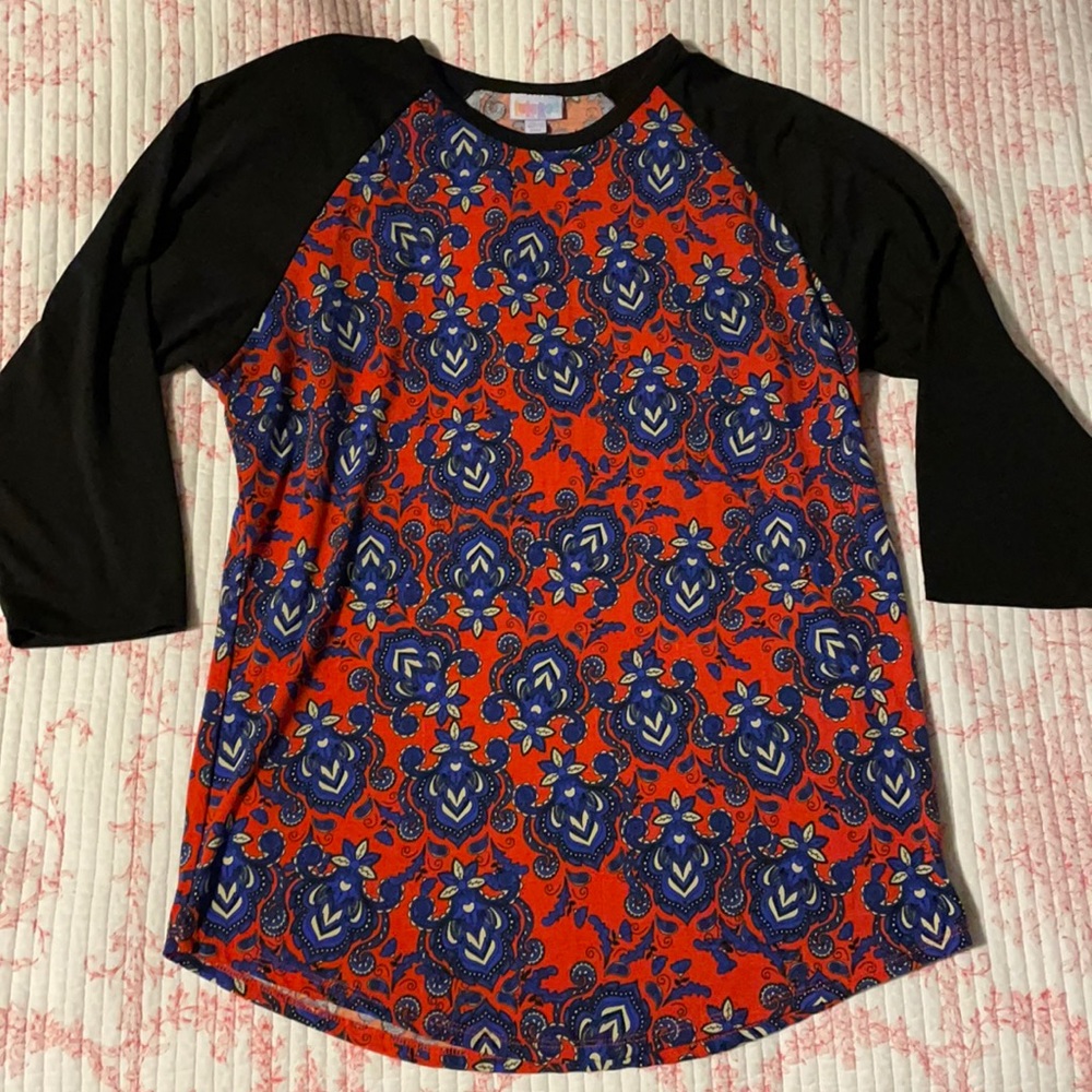 Lularoe baseball style tee